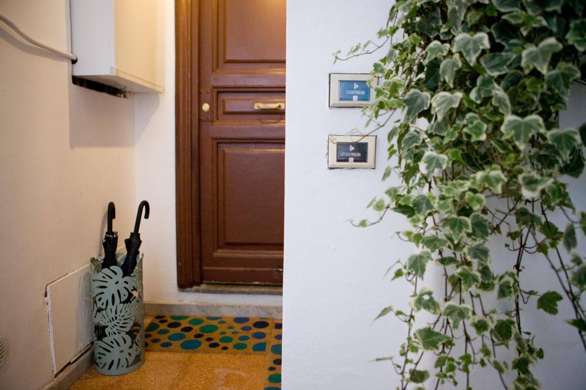 Private Modern Studio Paolina City Center Rome Exterior photo